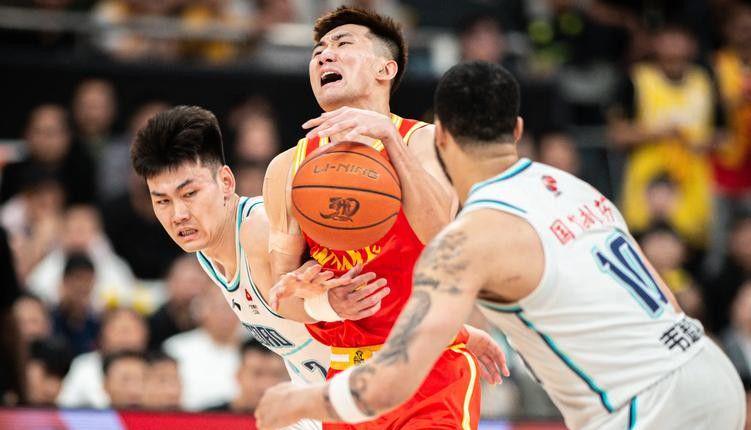 G5科内特出战成疑 文班轮换棘手